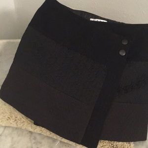 Gorgeous New Never Worn Cabi Skirt Work/Play Black